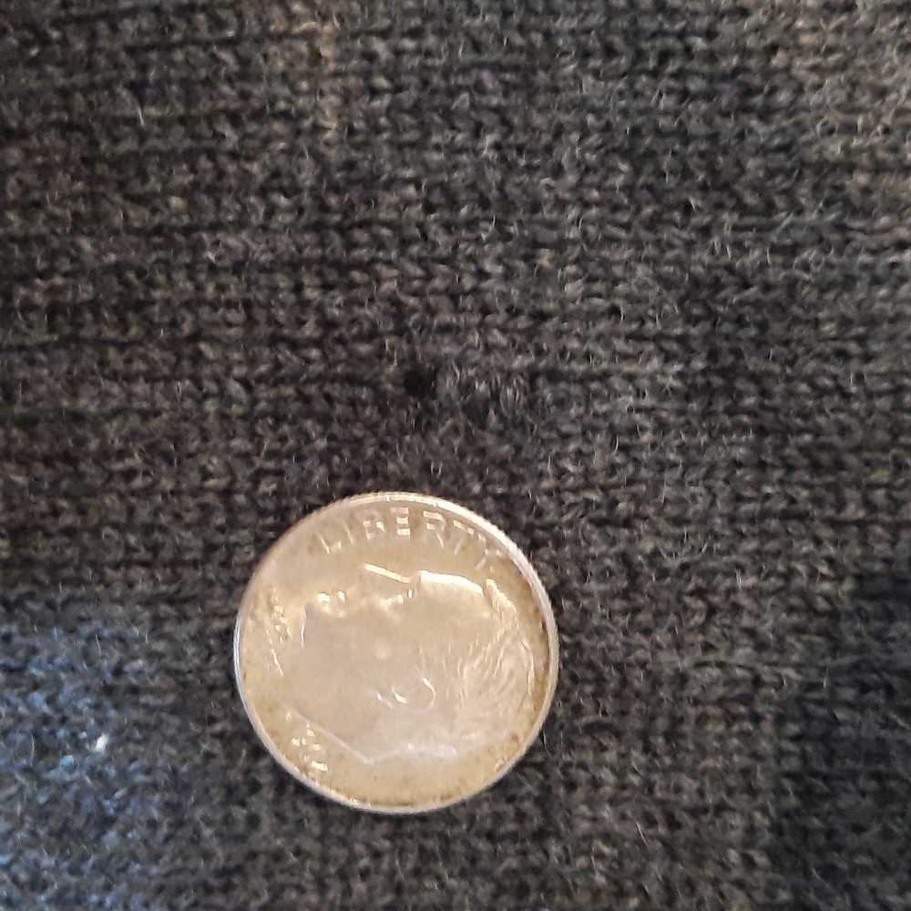 Filson 100% Wool Crewneck Sweater - Picture 3 of 5
